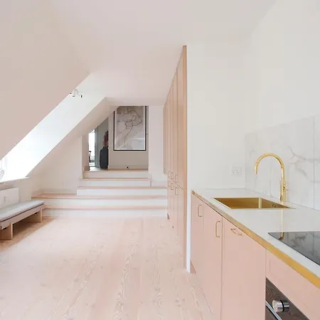 Modern 3br Duplex In Nyhavn W Private Balcony *