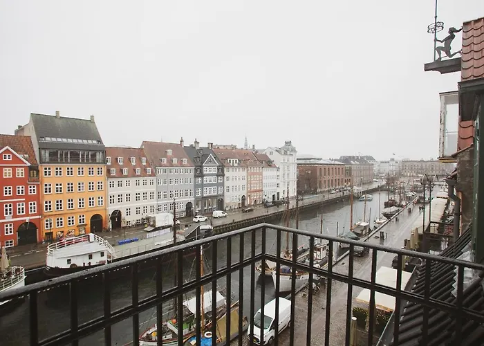 Lägenhet Modern 3br Duplex In Nyhavn W Private Balcony