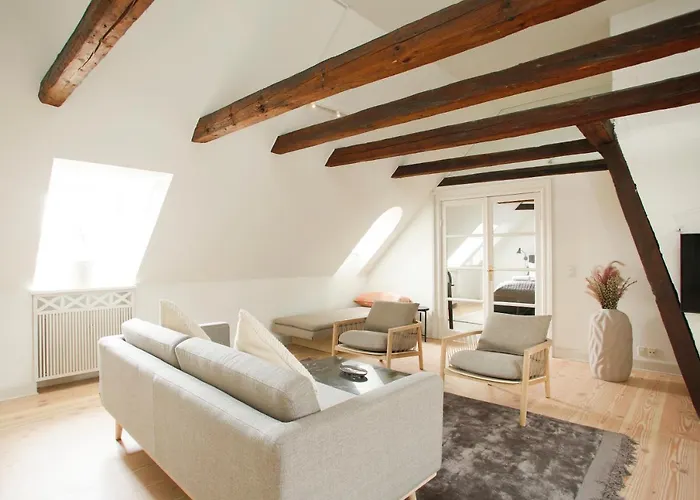 Modern 3br Duplex In Nyhavn W Private Balcony Lägenhet