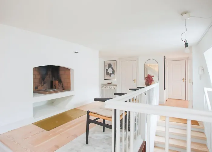 Modern 3br Duplex In Nyhavn W Private Balcony